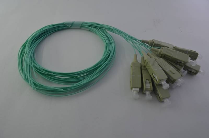 SC UPC MM OM4 PIGTAIL